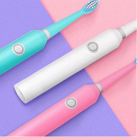 Brightening & Deep-Cleaning Electric Toothbrush