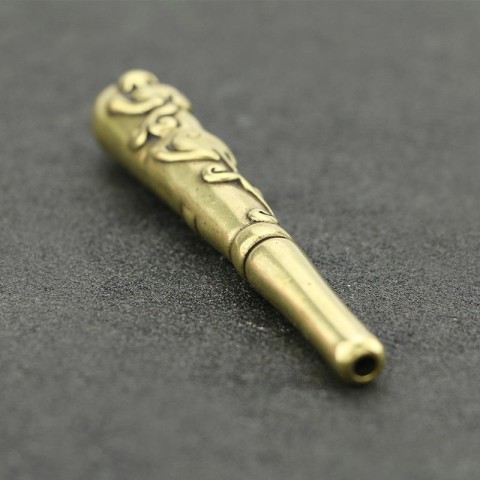 Vintage-style distressed-finish dual-use cigarette holder with filter