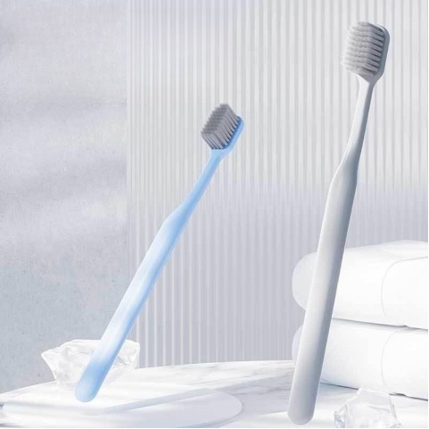 Adult Portable Soft-Bristle Toothbrush