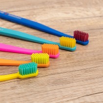 High-Quality Solid-Color Adult Toothbrush